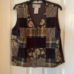 New Directions SZ M corduroy zip up vest